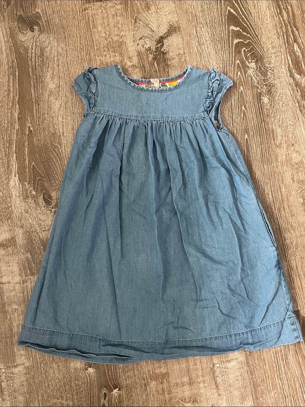 Mini Boden Denim Ruffle Shoulder Floral Lined Dress size 7/8